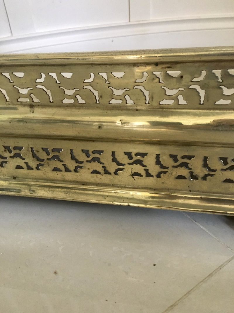 Antique Quality Regency Brass Fender - Image 5